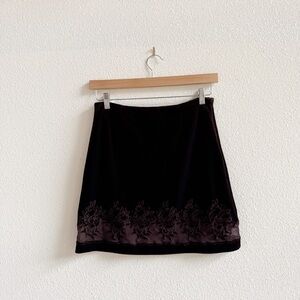 Vintage VTG 90’s Y2K Velour Embroidered Brown Skirt Size 2